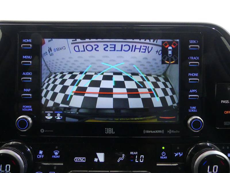 Used 2020 Toyota Highlander Limited AWD/4WD image 10