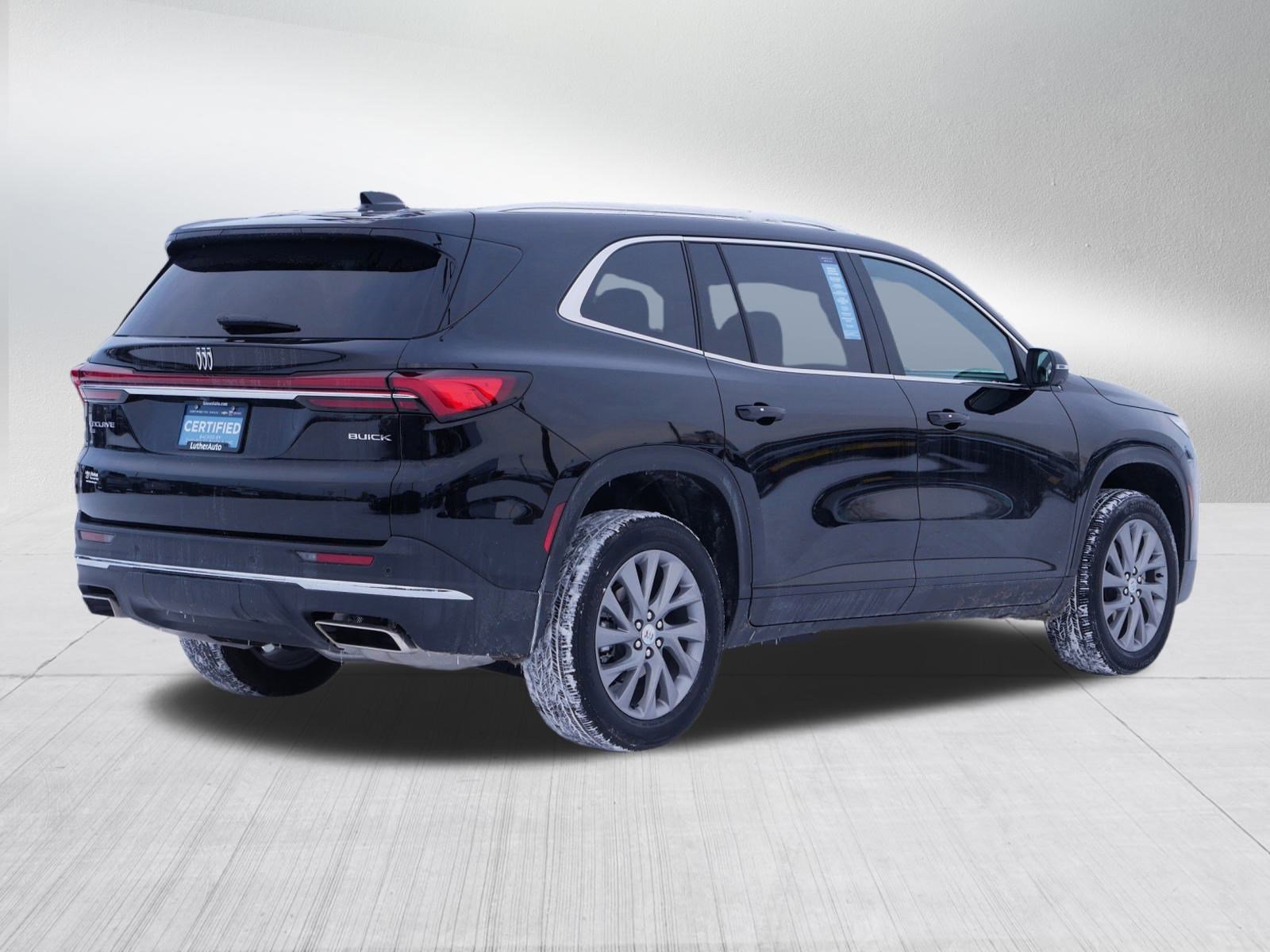 Certified 2025 Buick Enclave Preferred image 7