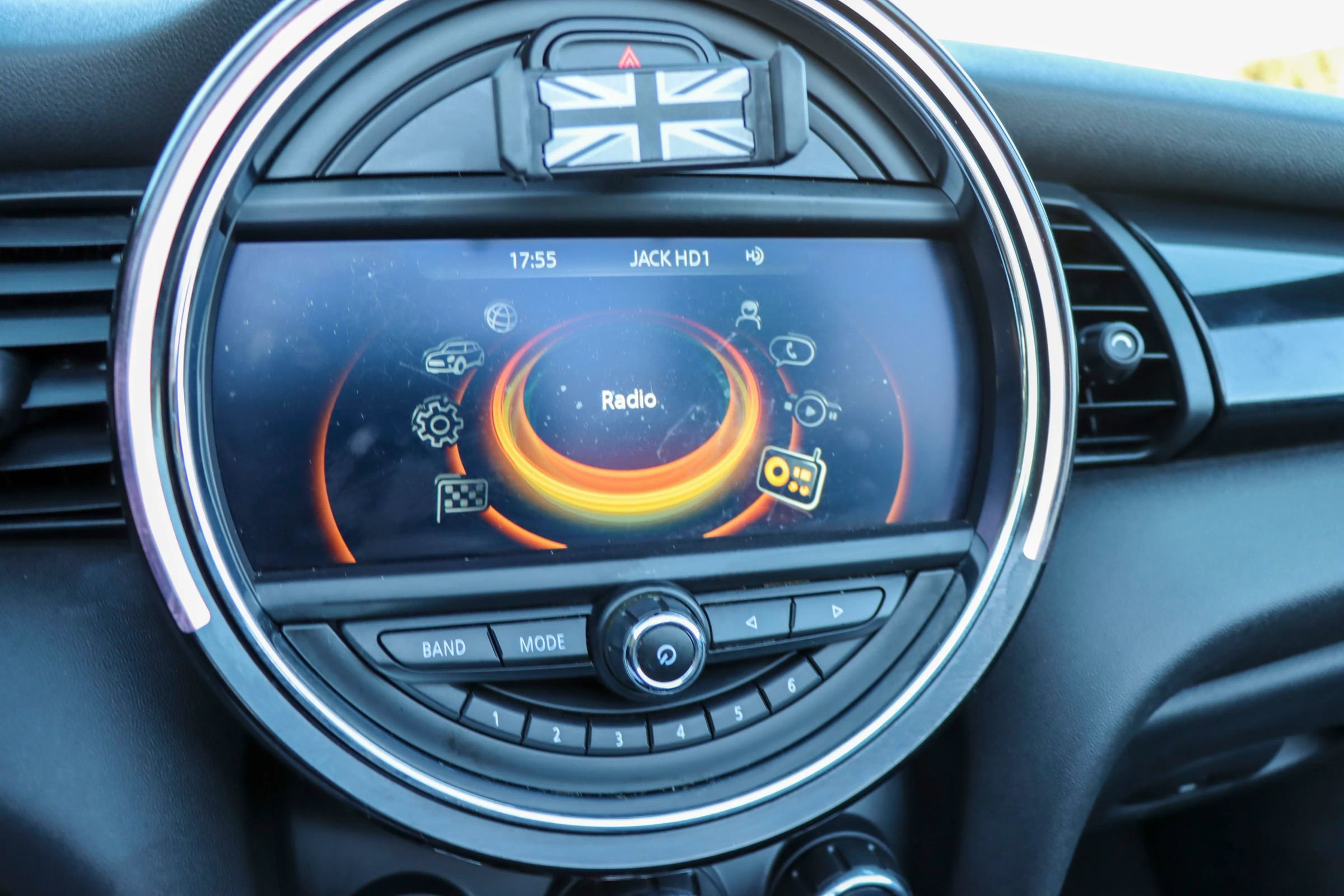 Used 2017 MINI Cooper S image 45