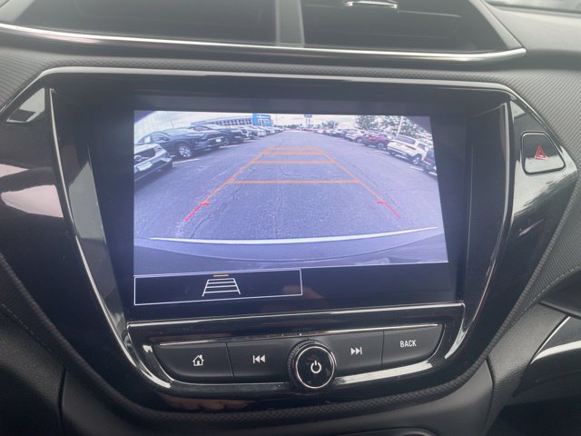 Used 2023 Chevrolet TrailBlazer LT w/ Convenience Package FWD image 12
