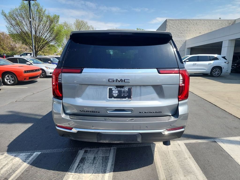 Certified 2025 GMC Yukon Elevation w/ Elevation Premium Package AWD/4WD image 7