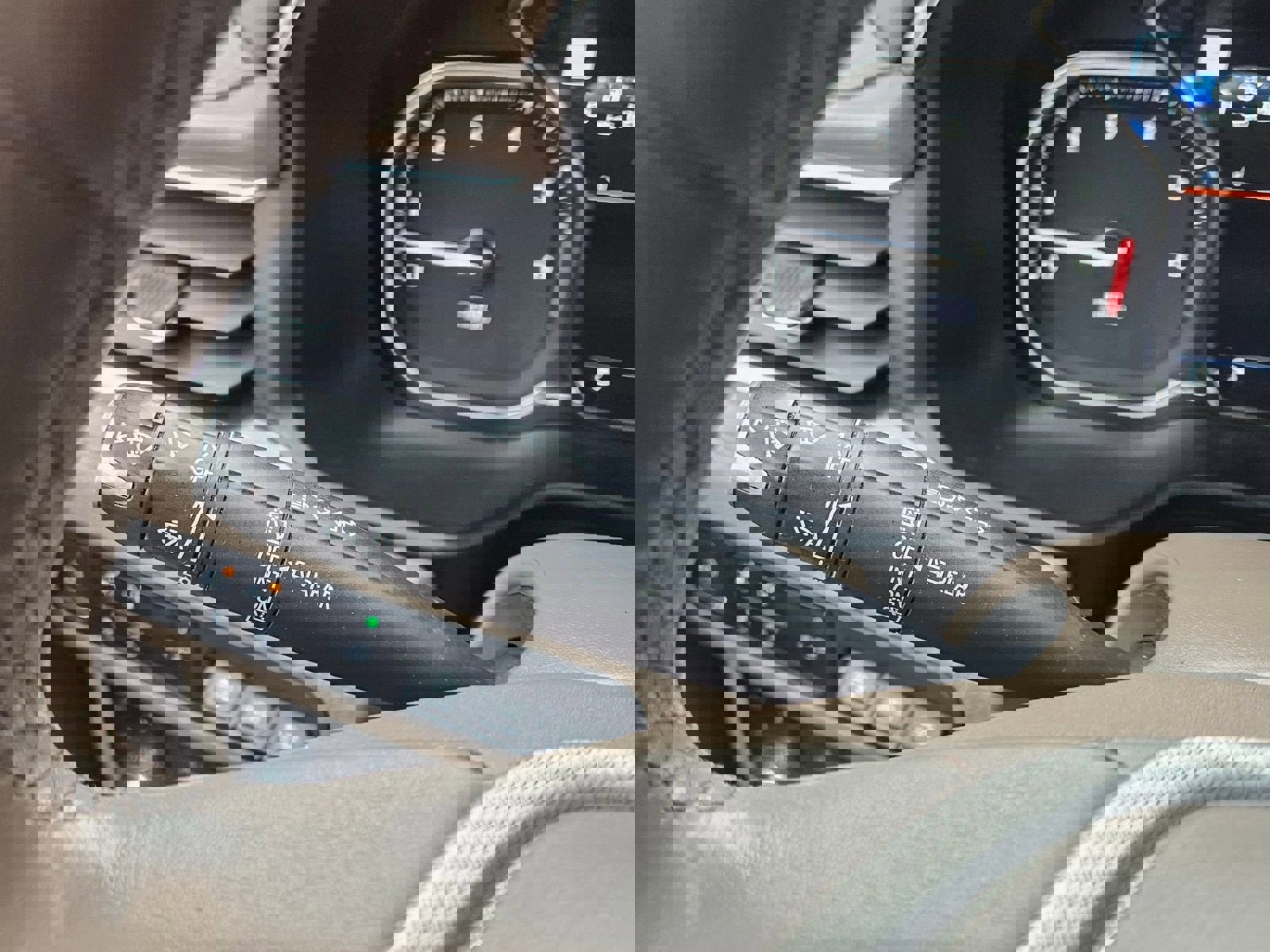 Used 2021 GMC Yukon Denali image 14