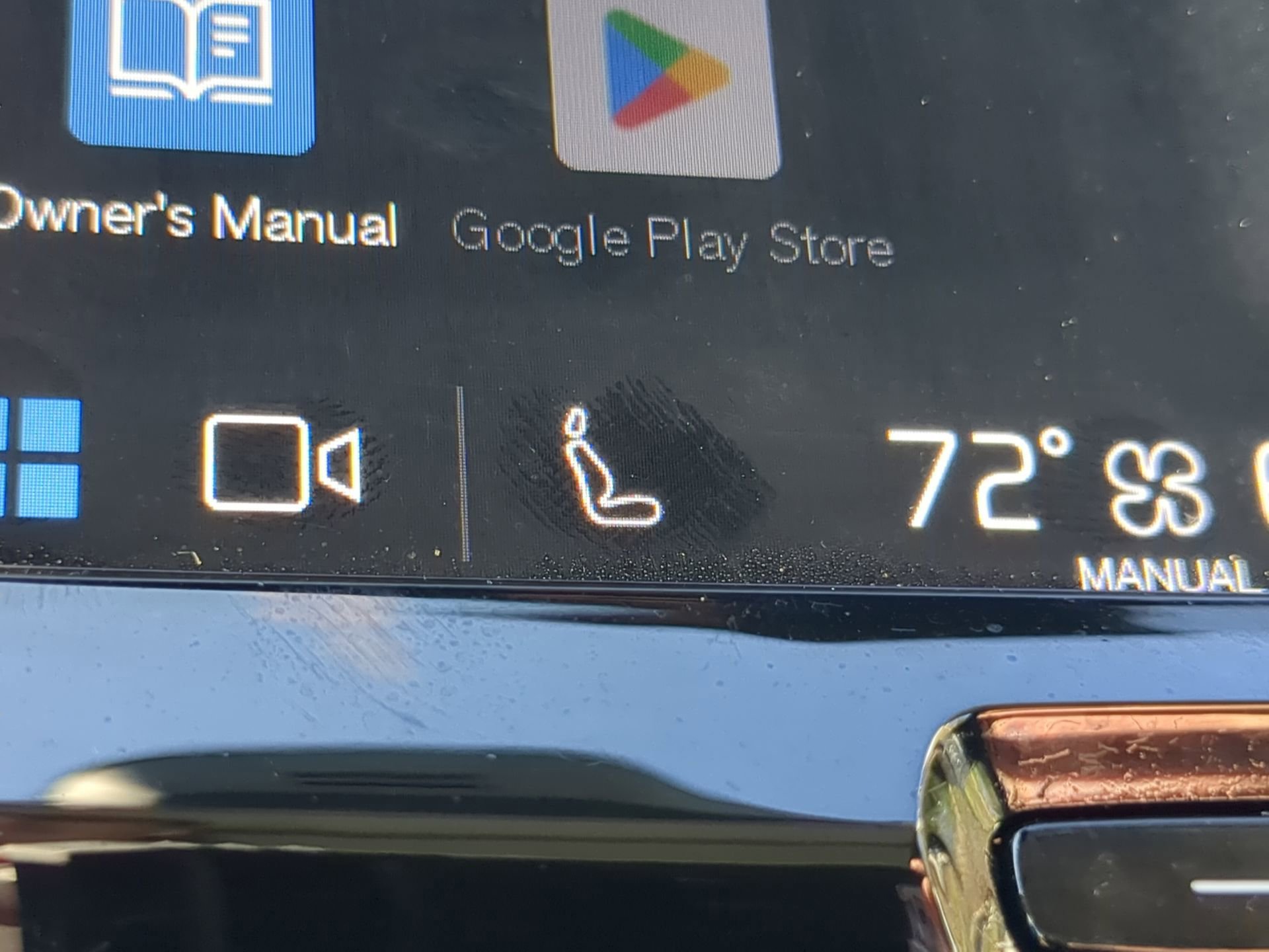 Used 2025 Volvo XC60 B5 Plus image 54