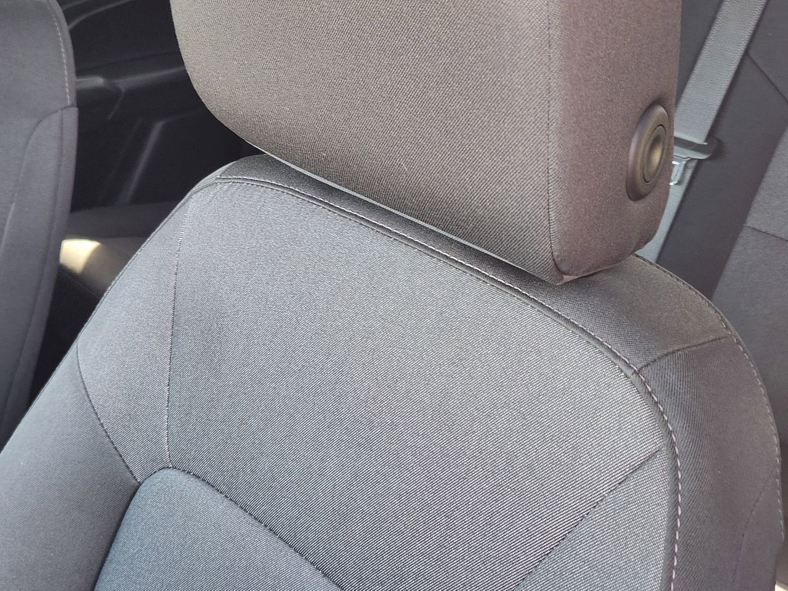 Used 2024 Chevrolet Colorado W/T image 16