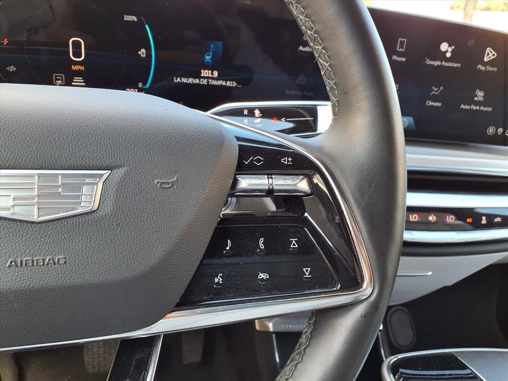Certified 2024 Cadillac Lyriq Luxury RWD image 17