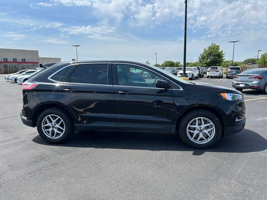 Used 2023 Ford Edge SEL AWD/4WD image 8
