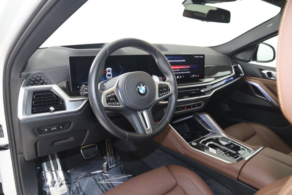 Used 2026 BMW X6 M60i AWD/4WD image 30