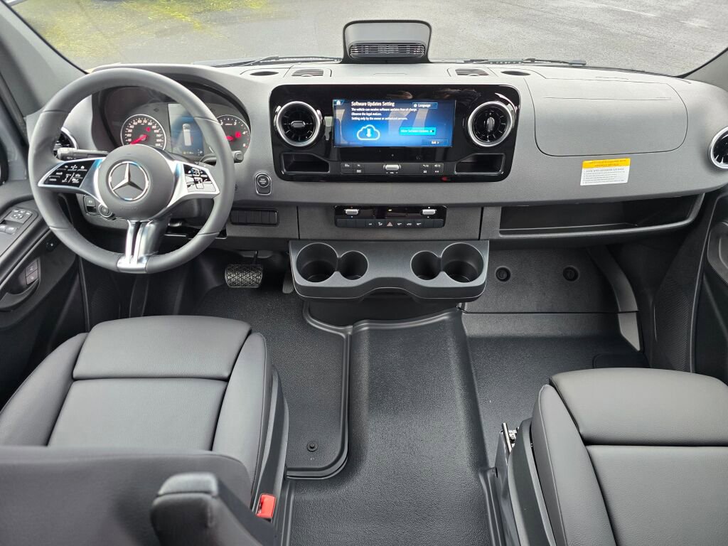 New 2026 Mercedes-Benz Sprinter 2500 image 19