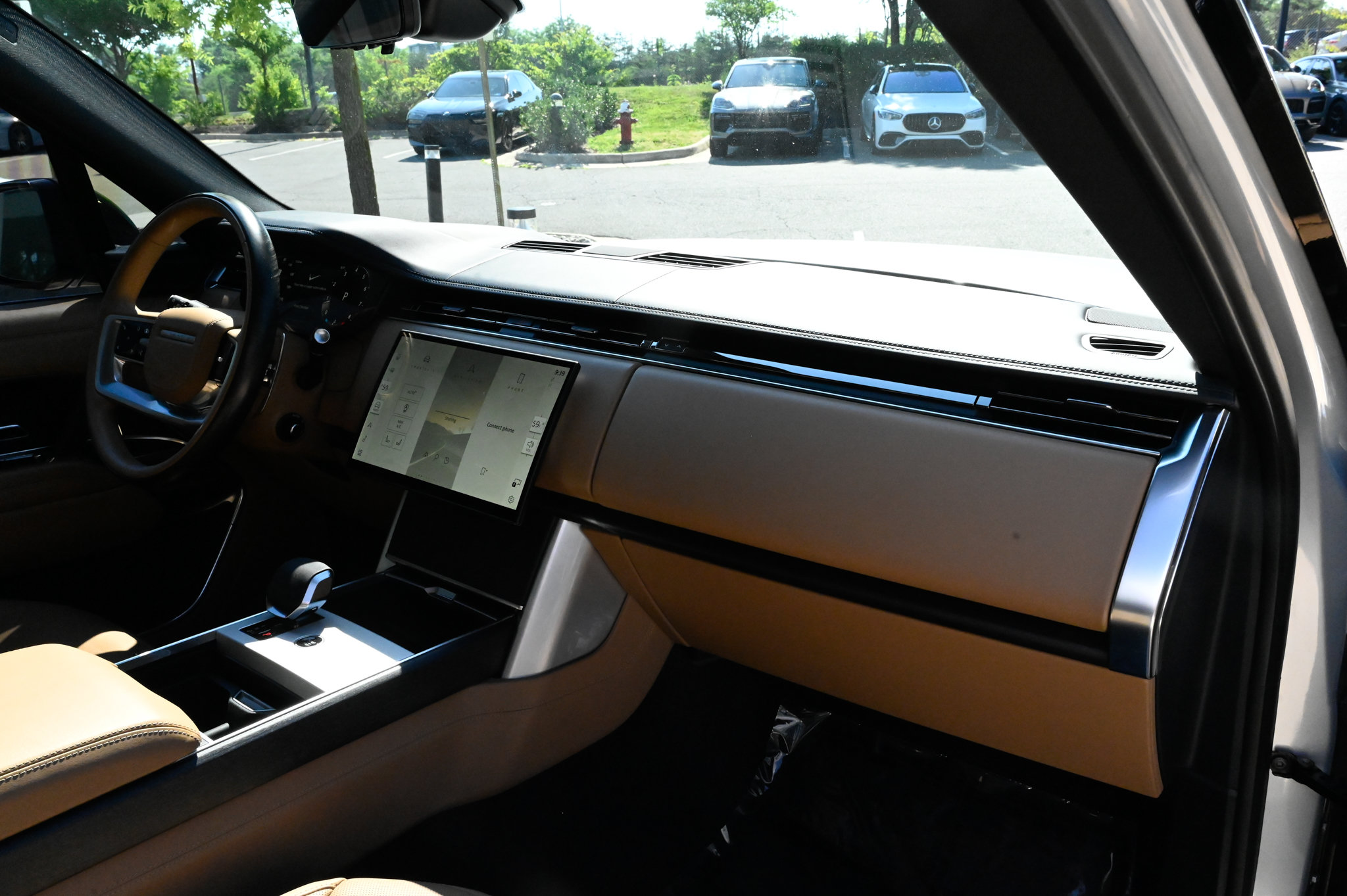 Used 2025 Land Rover Range Rover SE AWD/4WD image 51
