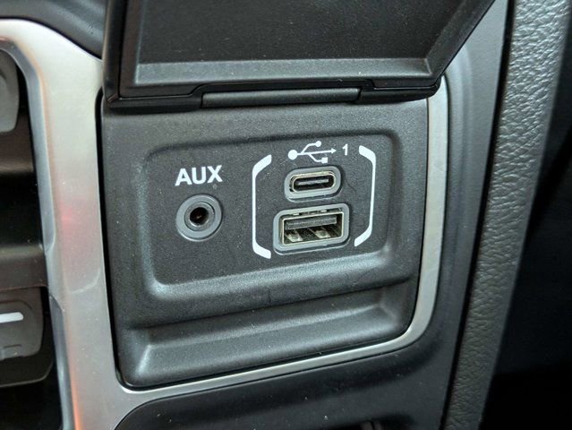 Used 2023 Jeep Gladiator Mojave w/ Trailer Tow Package AWD/4WD image 22