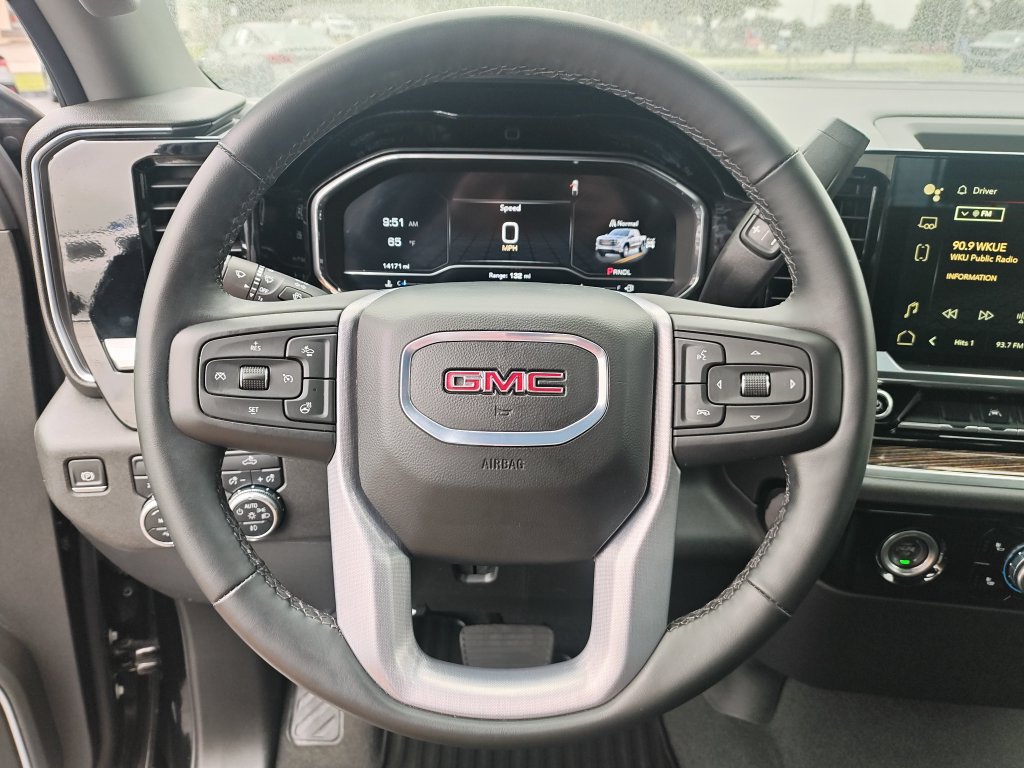 Used 2024 GMC Sierra 1500 Elevation AWD/4WD image 17