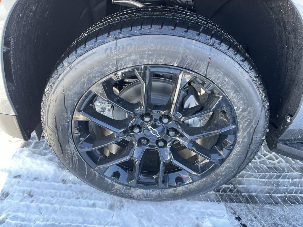 New 2026 Chevrolet Suburban LT w/ Comfort Package AWD/4WD image 10