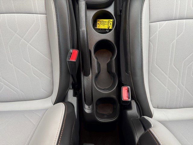 Certified 2022 Chevrolet Trax LT w/ LT Convenience Package image 26