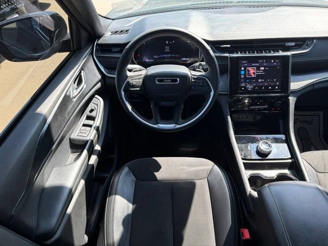 Used 2024 Jeep Grand Cherokee L Altitude AWD/4WD image 19