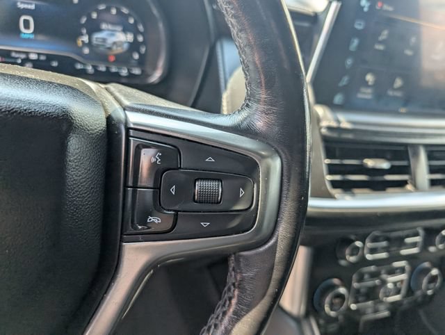 Used 2022 Chevrolet Suburban Z71 w/ Luxury Package AWD/4WD image 18
