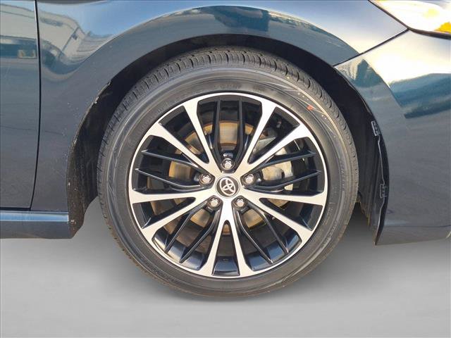Certified 2020 Toyota Camry SE w/ Convenience Package FWD image 22