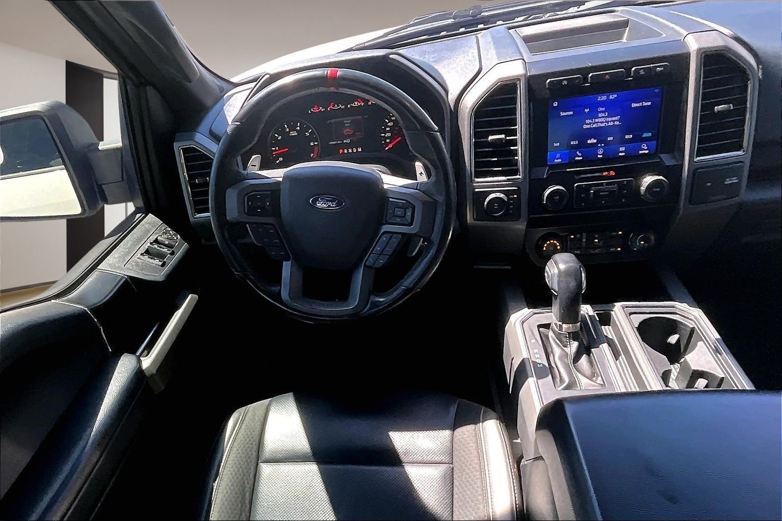 Used 2019 Ford F150 Raptor w/ Equipment Group 801A Mid image 9