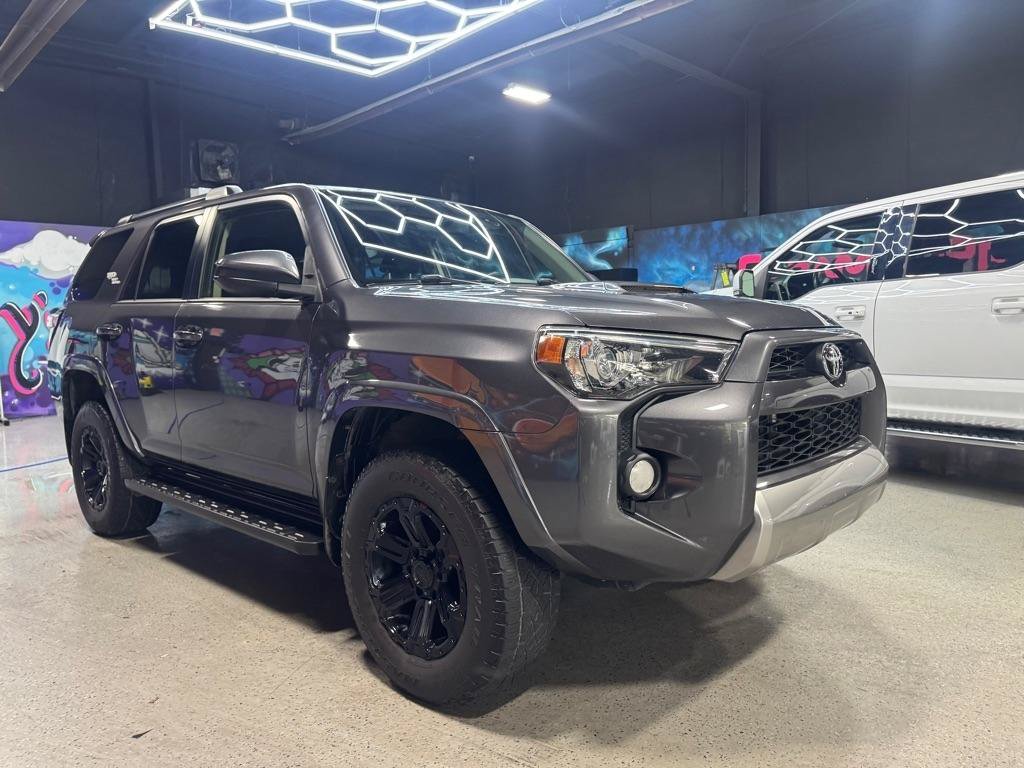 Used 2019 Toyota 4Runner TRD Off-Road AWD/4WD image 8