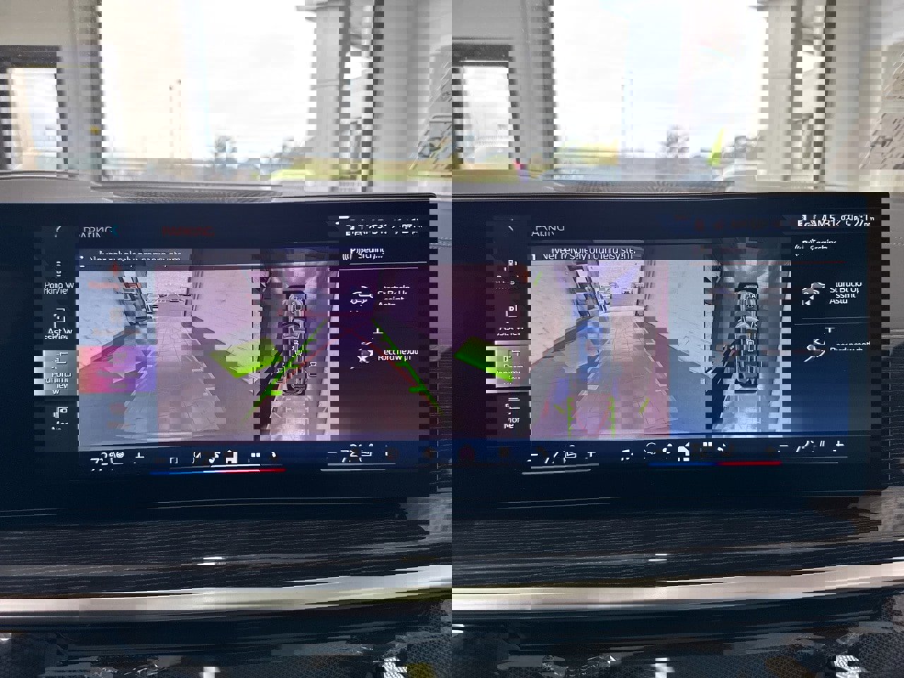 New 2026 BMW X7 xDrive40i w/ M Sport Package image 29