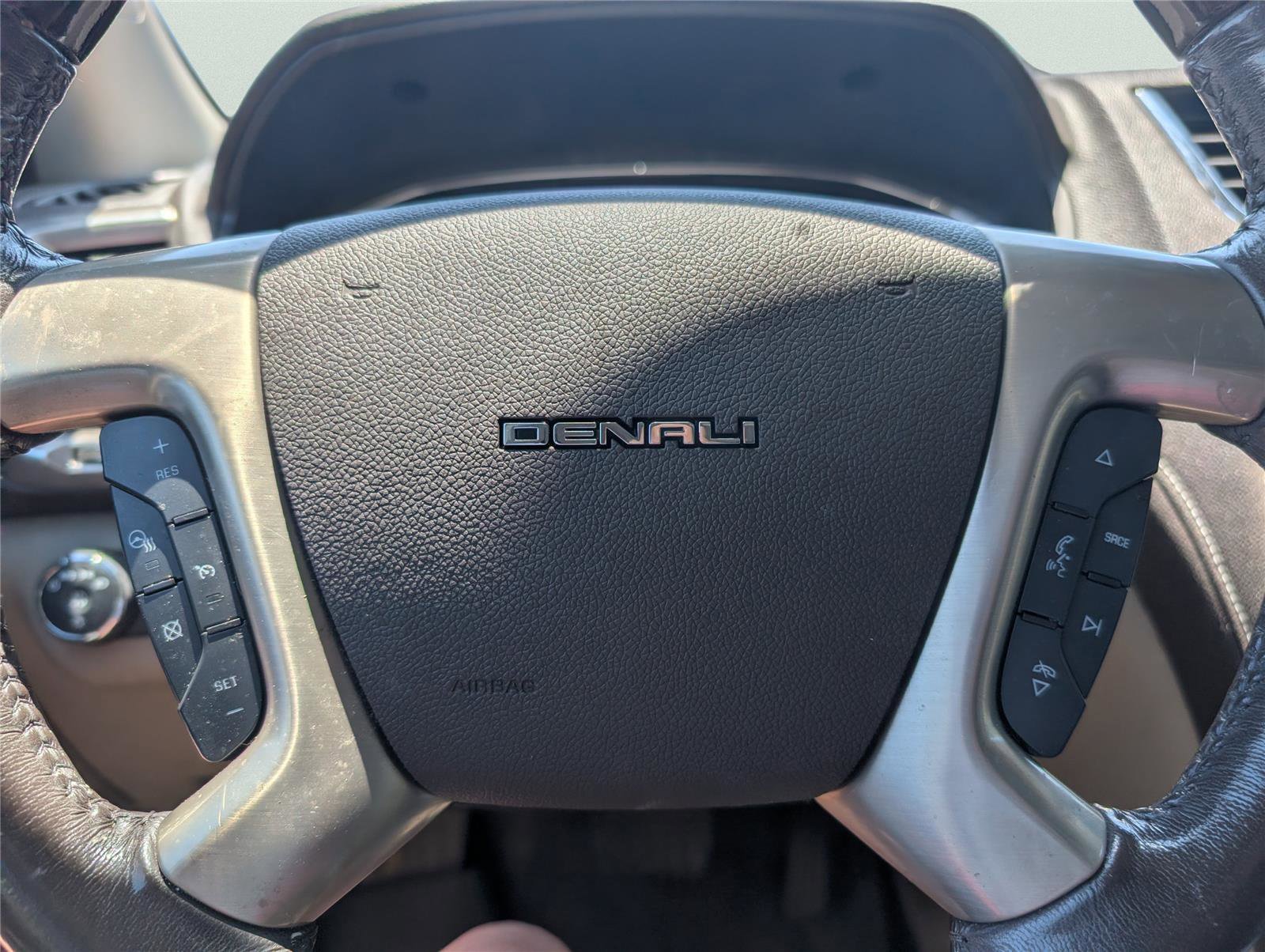 Used 2015 GMC Acadia Denali FWD image 20