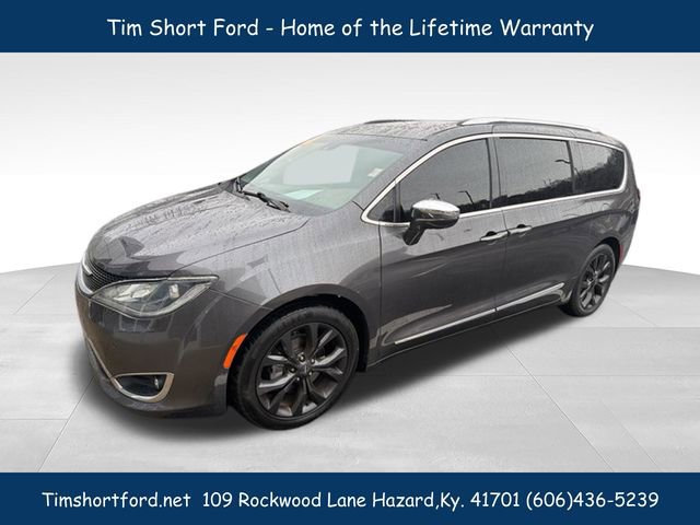 Used 2018 Chrysler Pacifica Limited w/ Tire & Wheel Group FWD image 1