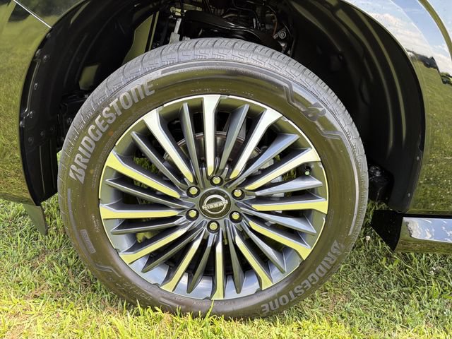 Certified 2025 Nissan Armada Platinum Reserve AWD/4WD image 13
