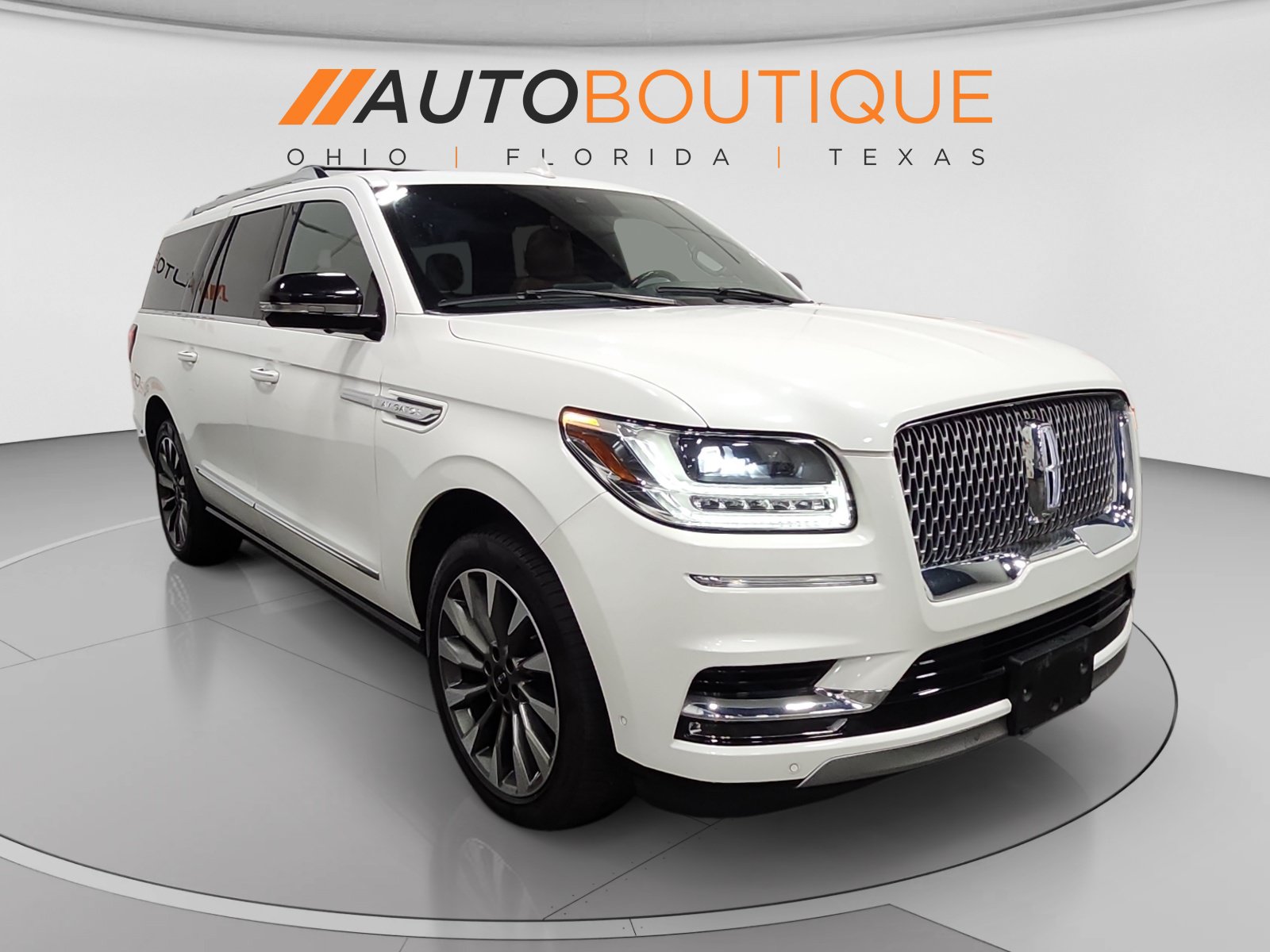 Used 2021 Lincoln Navigator L Reserve w/ Luxury Package AWD/4WD image 7
