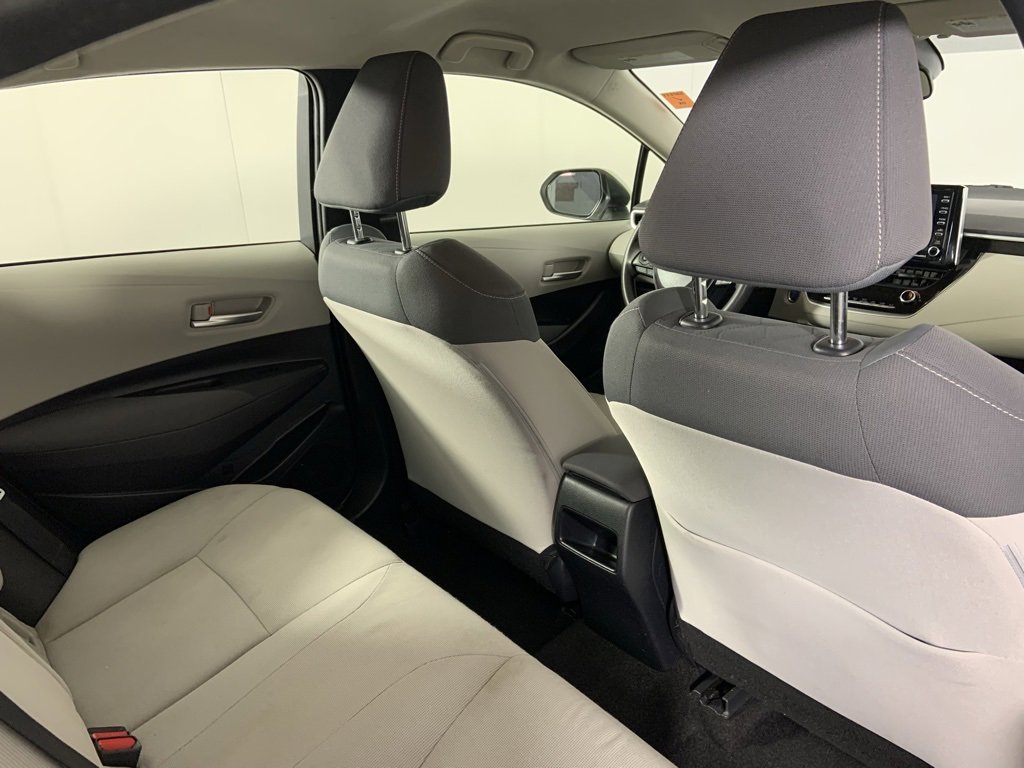 Used 2021 Toyota Corolla LE image 24