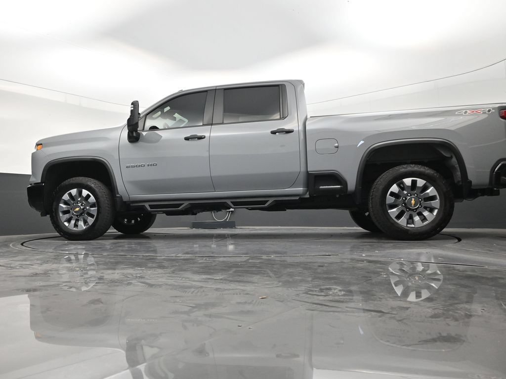 Used 2025 Chevrolet Silverado 2500 Custom w/ Custom Value Package AWD/4WD image 22