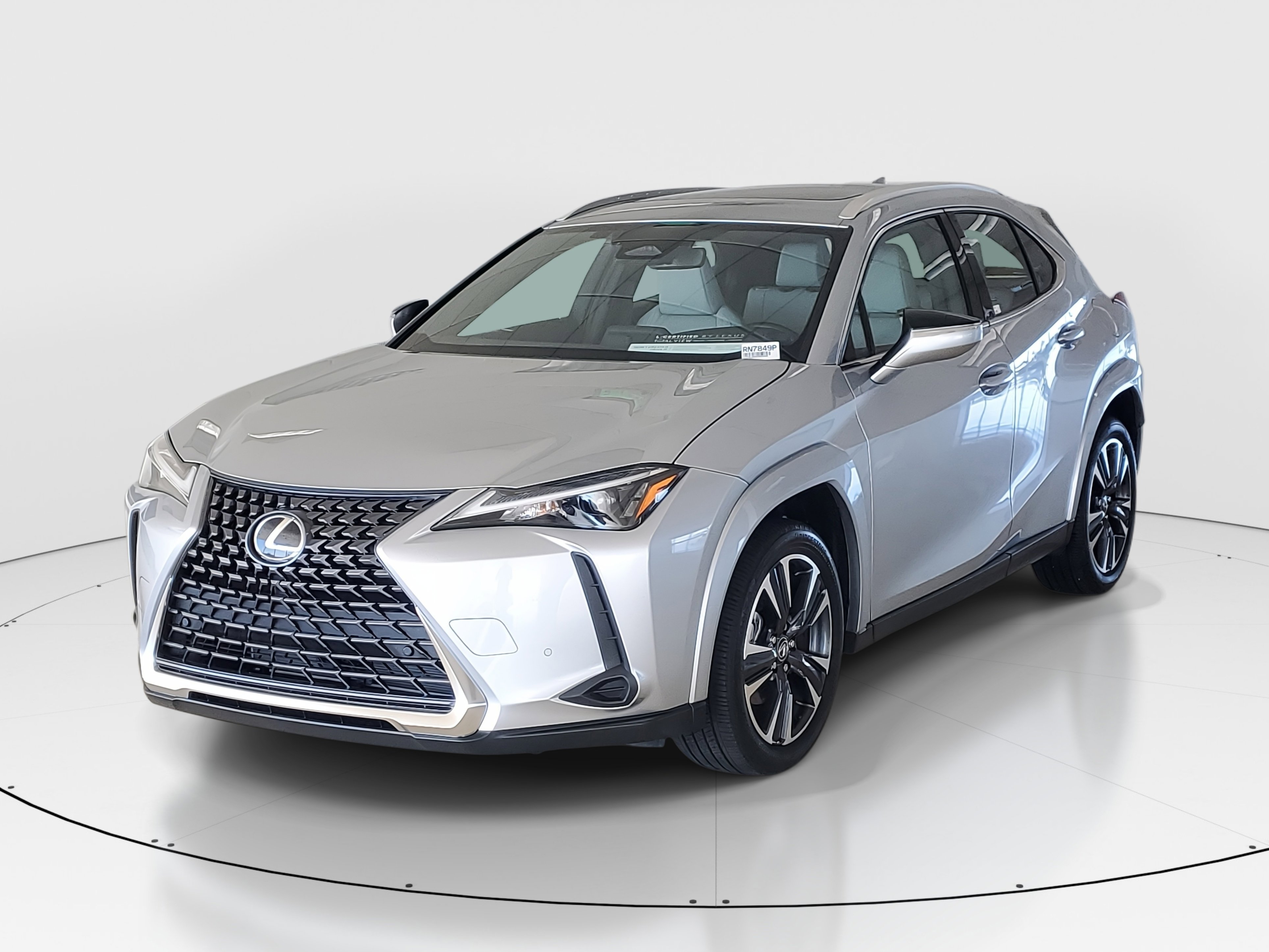 Used 2025 Lexus UX 300h UX 300h F SPORT Design w/ Accessory Package (Z1) image 6