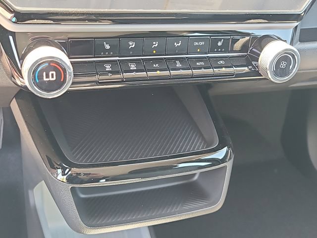 New 2027 Chevrolet Bolt LT w/ Comfort Package FWD image 28