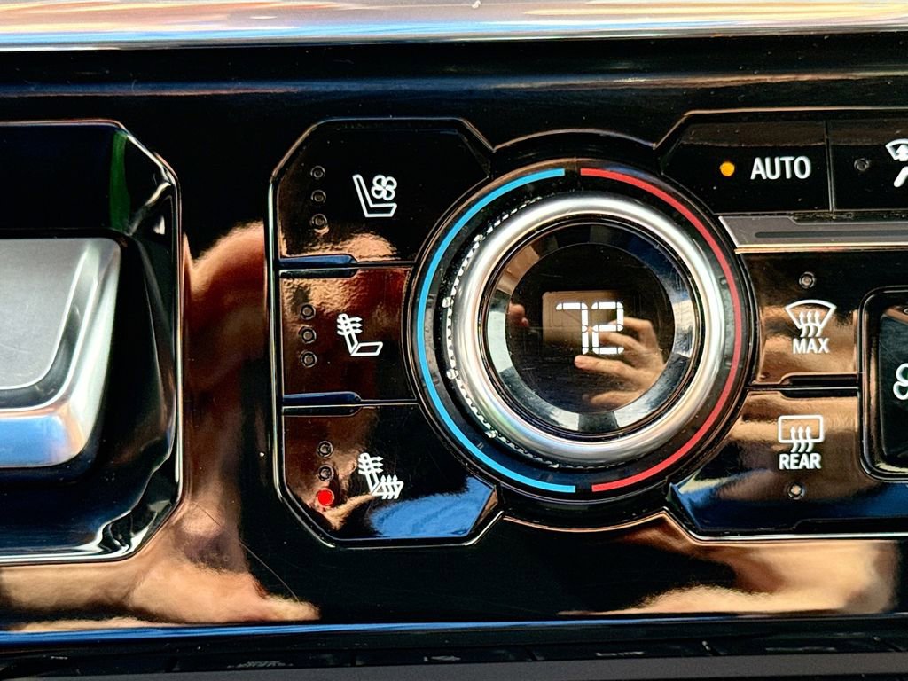 Used 2024 GMC Sierra 2500 Denali Ultimate image 21