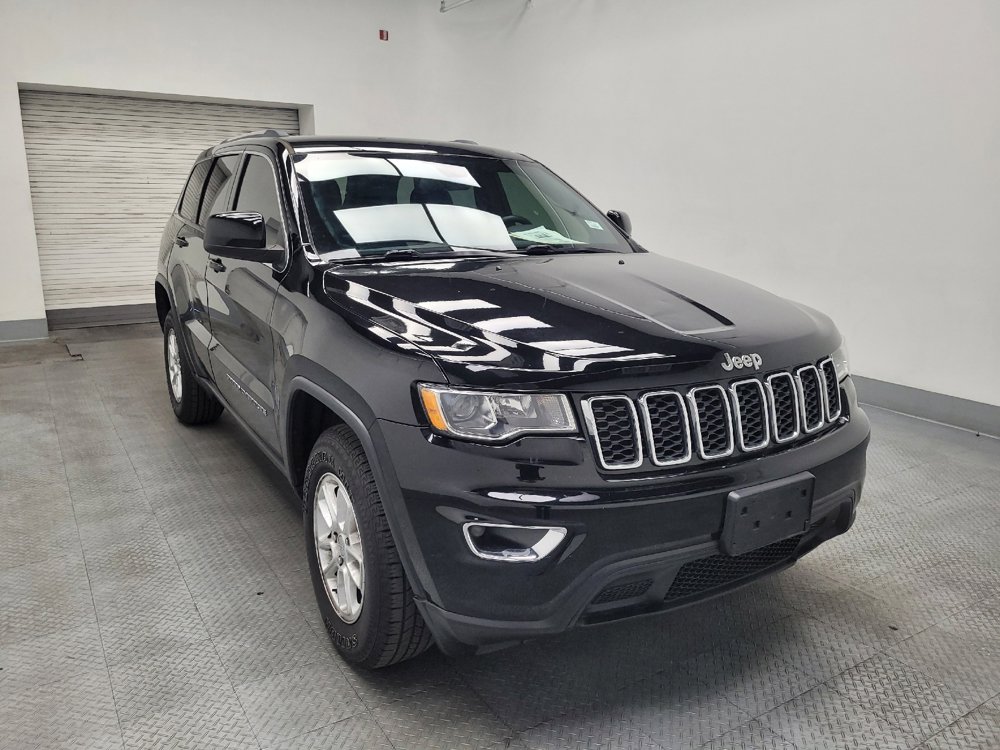 Used 2019 Jeep Grand Cherokee Laredo image 13