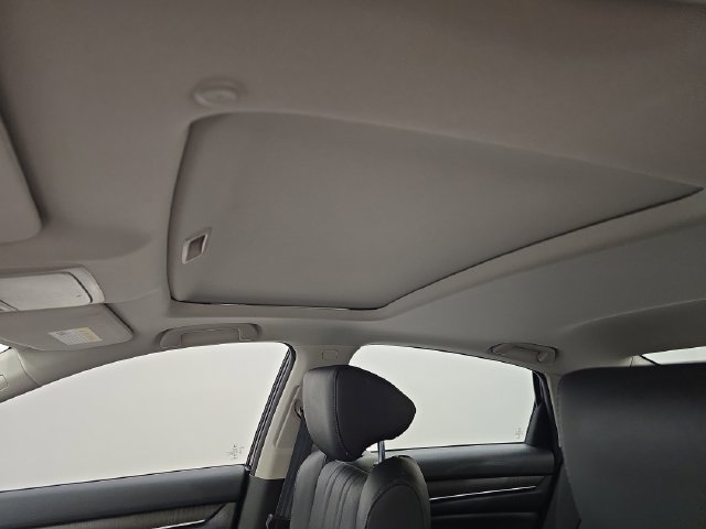 Used 2022 Honda Accord Touring image 20