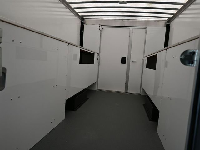 Used 2022 Chevrolet Express 3500 w/ Power Convenience Package image 17