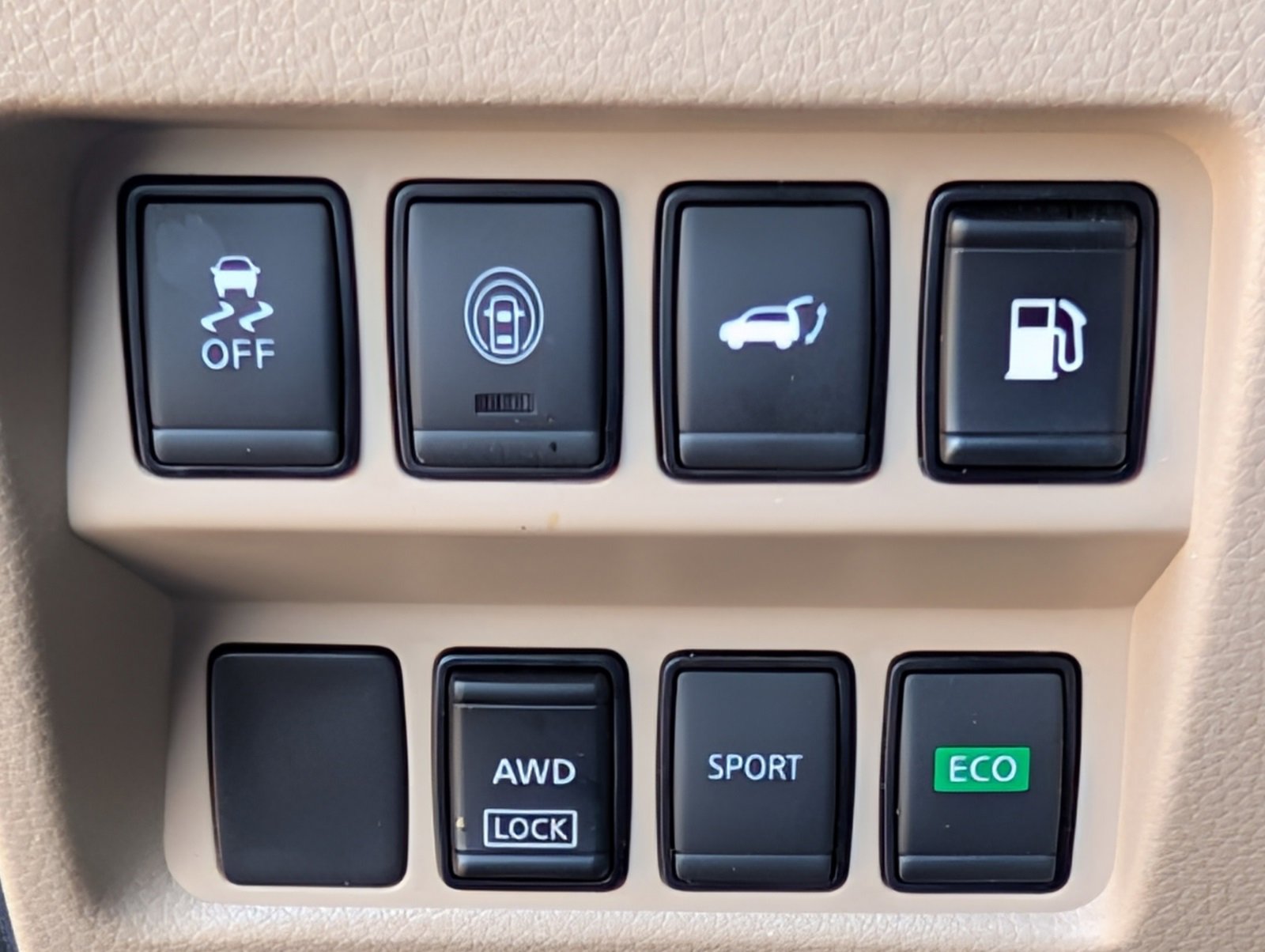 Used 2020 Nissan Rogue SV image 12