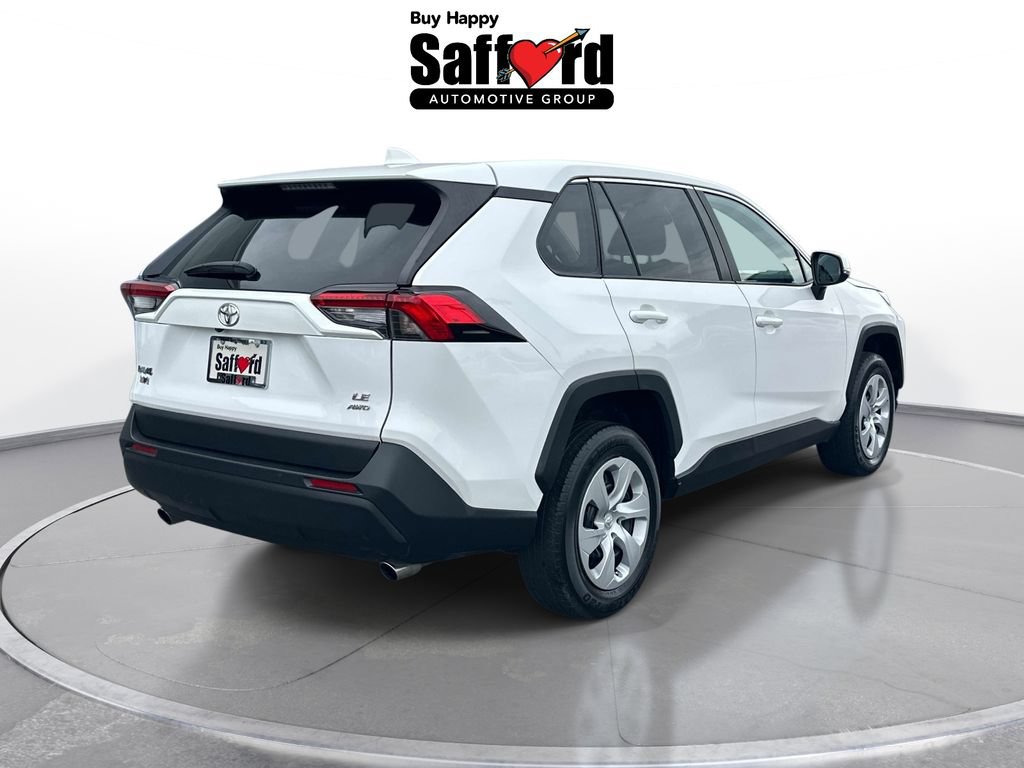 Used 2024 Toyota RAV4 LE AWD/4WD image 8