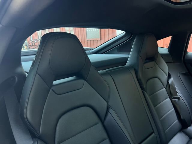 Used 2025 Porsche Panamera w/ Premium Package image 37