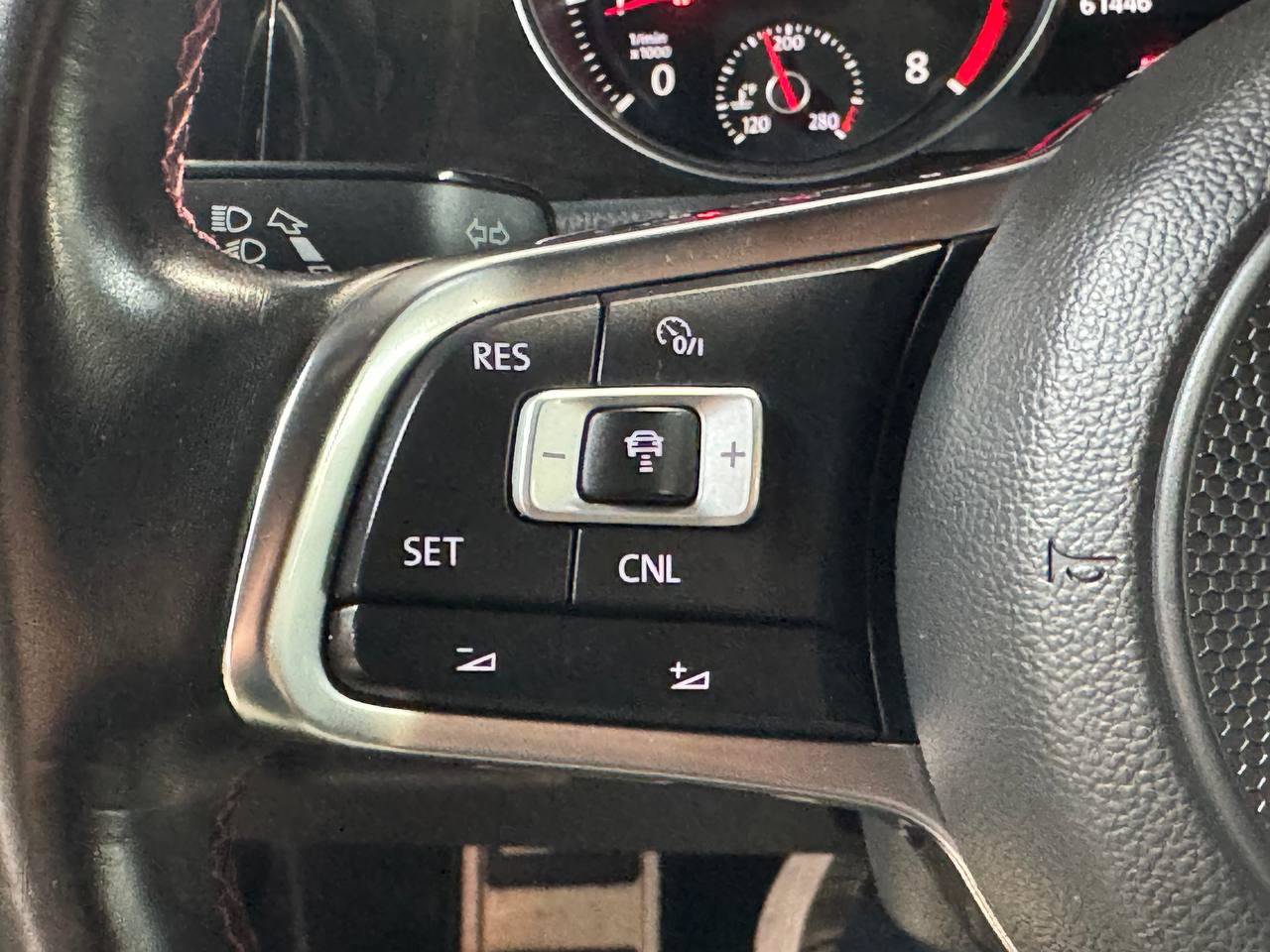 Used 2018 Volkswagen GTI Autobahn FWD image 21