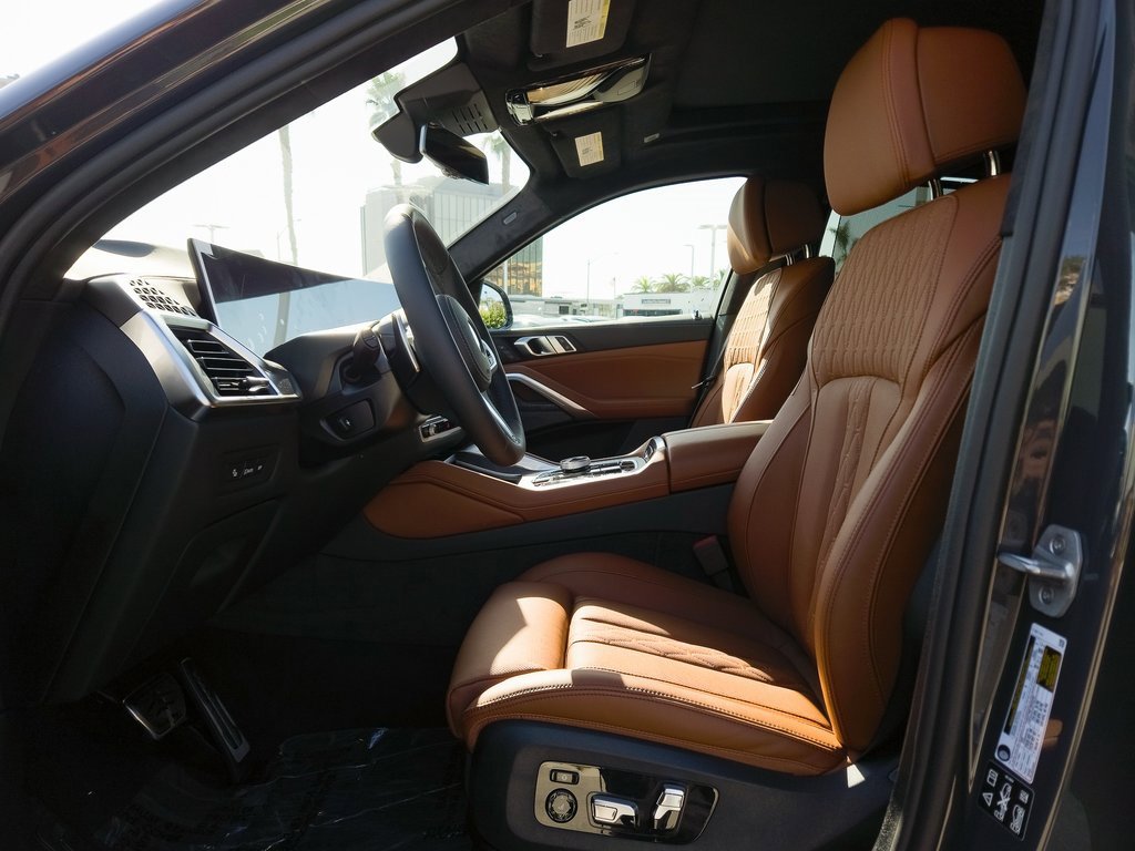 New 2026 BMW X6 xDrive40i w/ Executive Package image 9