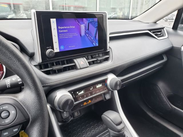 Used 2024 Toyota RAV4 LE image 23