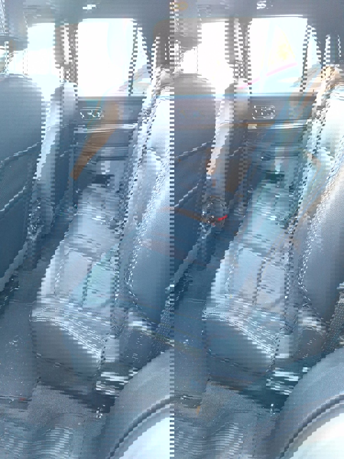 Used 2019 Ford Explorer Limited w/ Class III Trailer Tow Package image 18