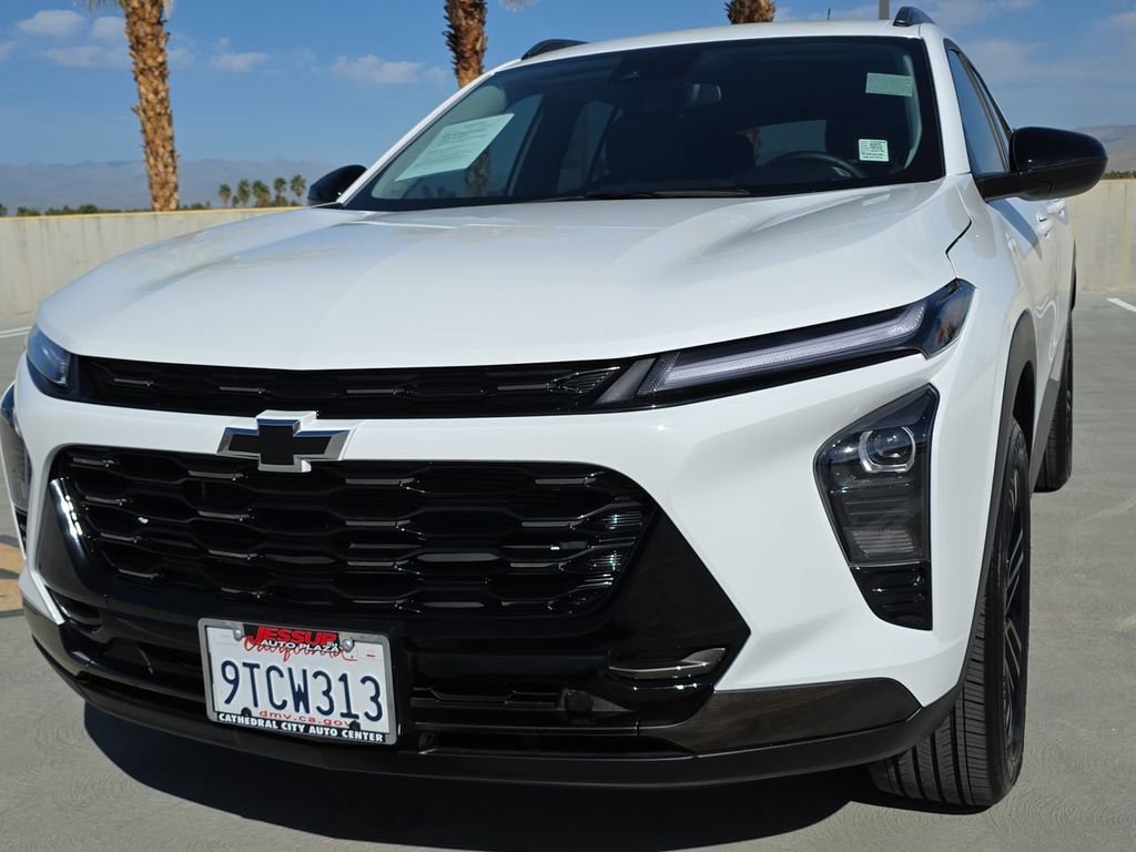 Used 2025 Chevrolet Trax ACTIV w/ Driver Confidence Package image 32