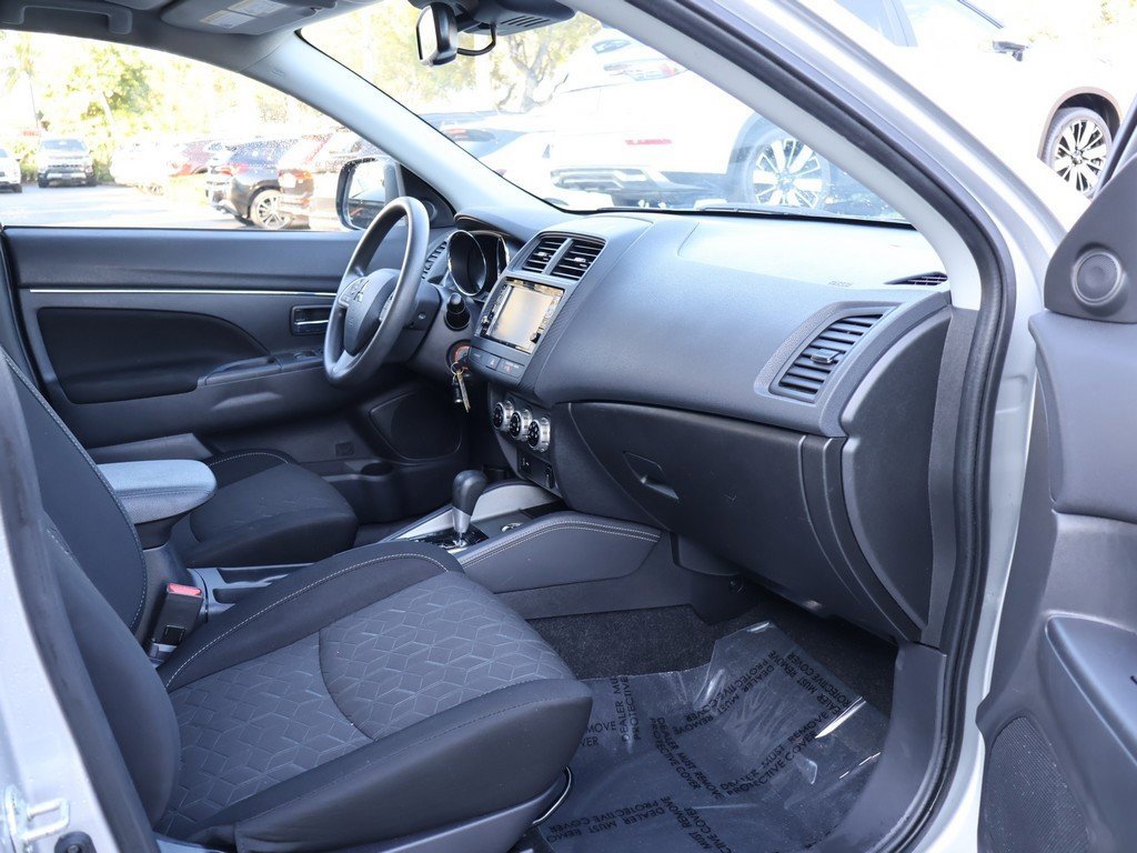 Used 2021 Mitsubishi Outlander Sport ES image 25