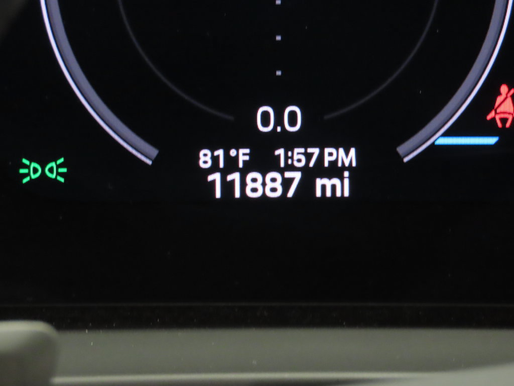 Certified 2025 Porsche Cayenne S AWD/4WD image 19