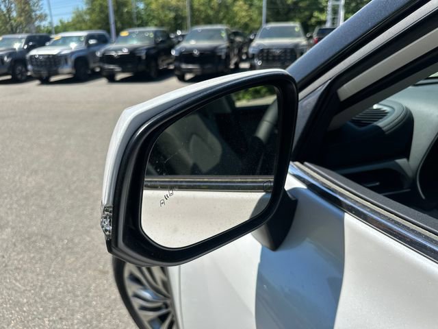 New 2026 Toyota Highlander Platinum AWD/4WD image 14