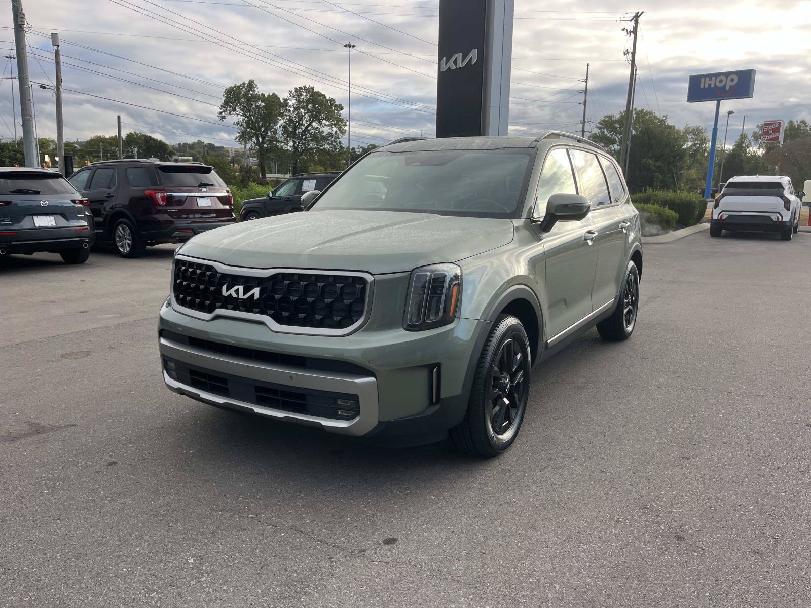 Used 2023 Kia Telluride SX X-Pro AWD/4WD image 7