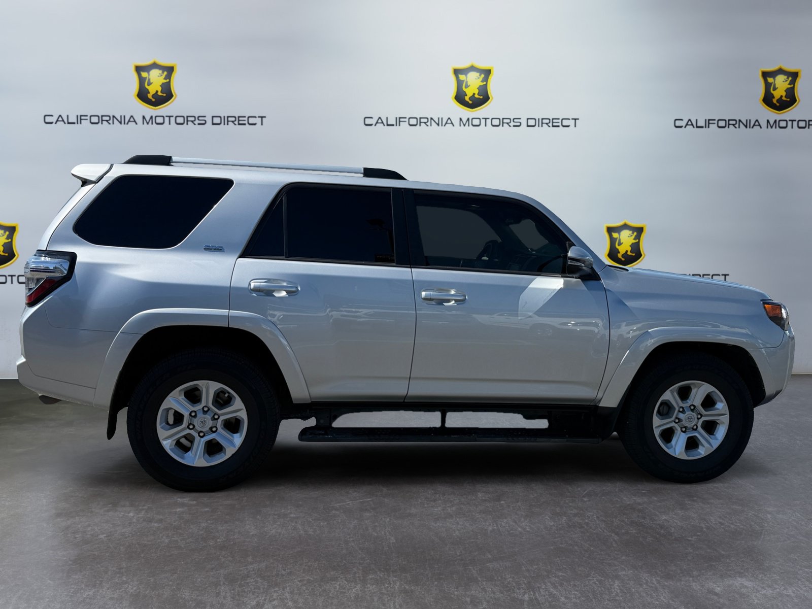 Used 2022 Toyota 4Runner SR5 Premium w/ Moonroof Package RWD image 6