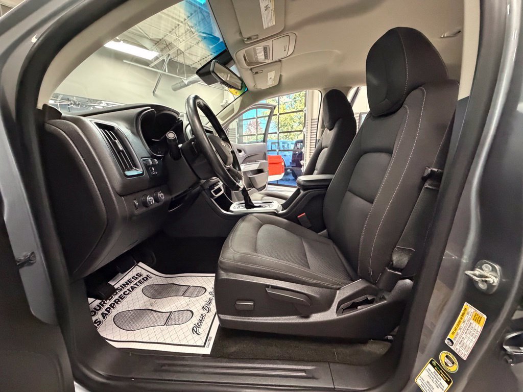 Used 2018 Chevrolet Colorado LT w/ LT Convenience Package AWD/4WD image 58
