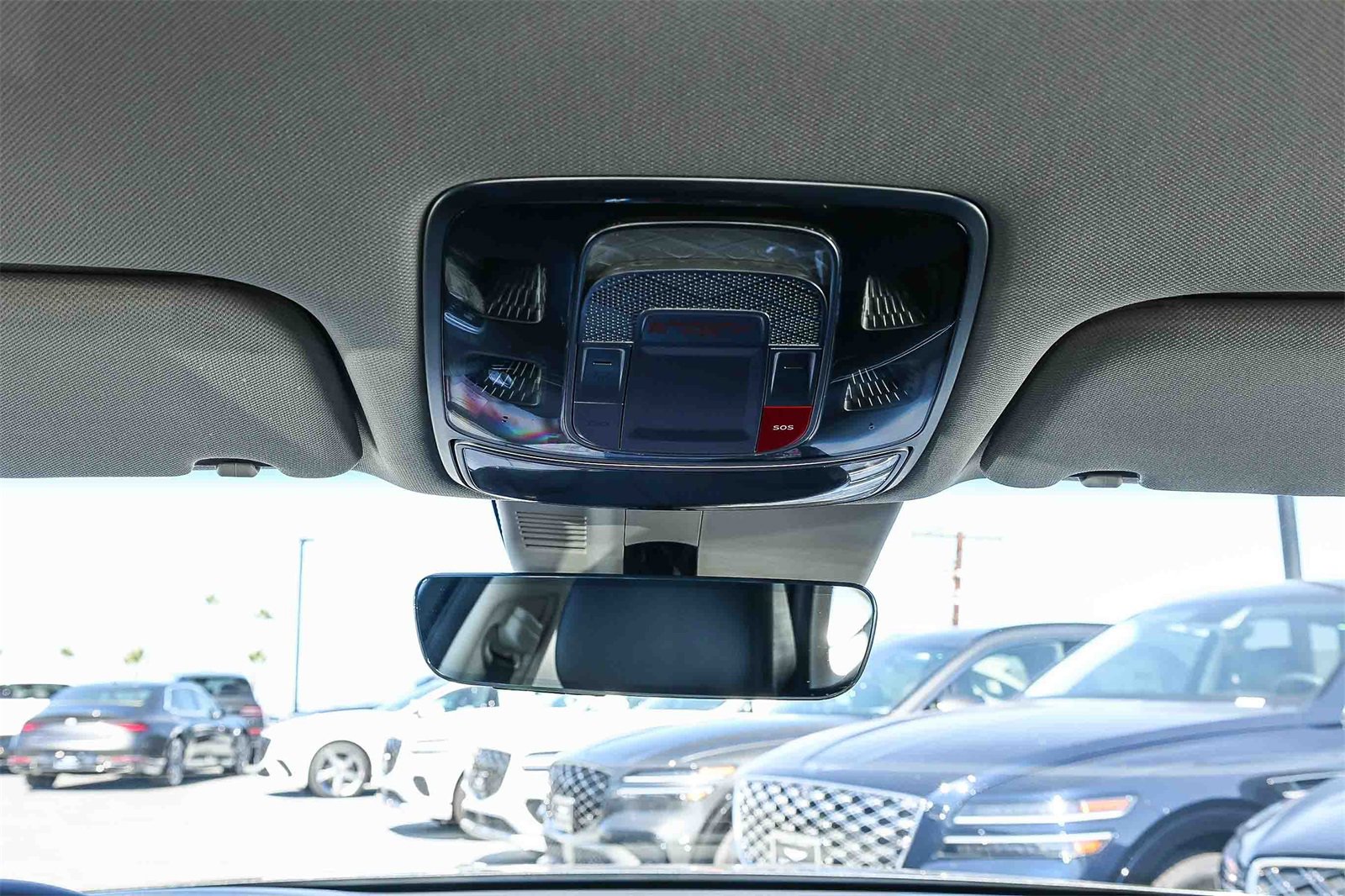 Used 2025 Genesis G80 2.5T image 16